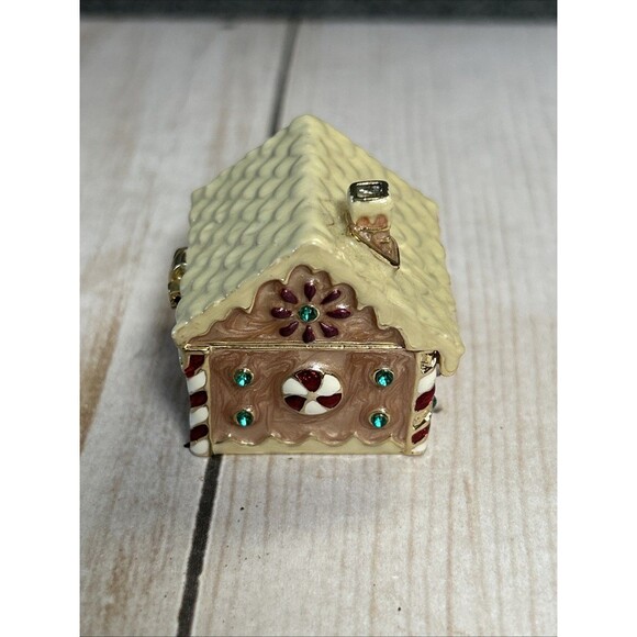 Monet - Bejeweled Enamel Gingerbread House Trinket Box  2008 - Picture 4 of 8